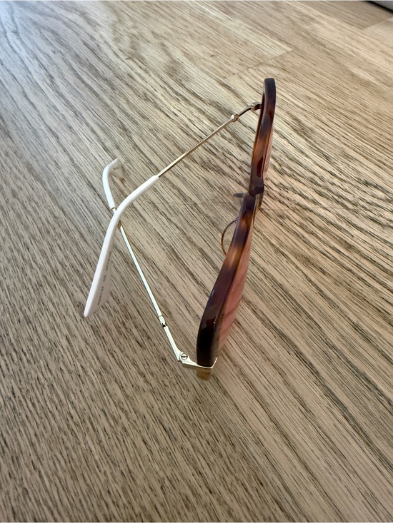 Gucci Oversized Sunglasses GG0511S main image 4